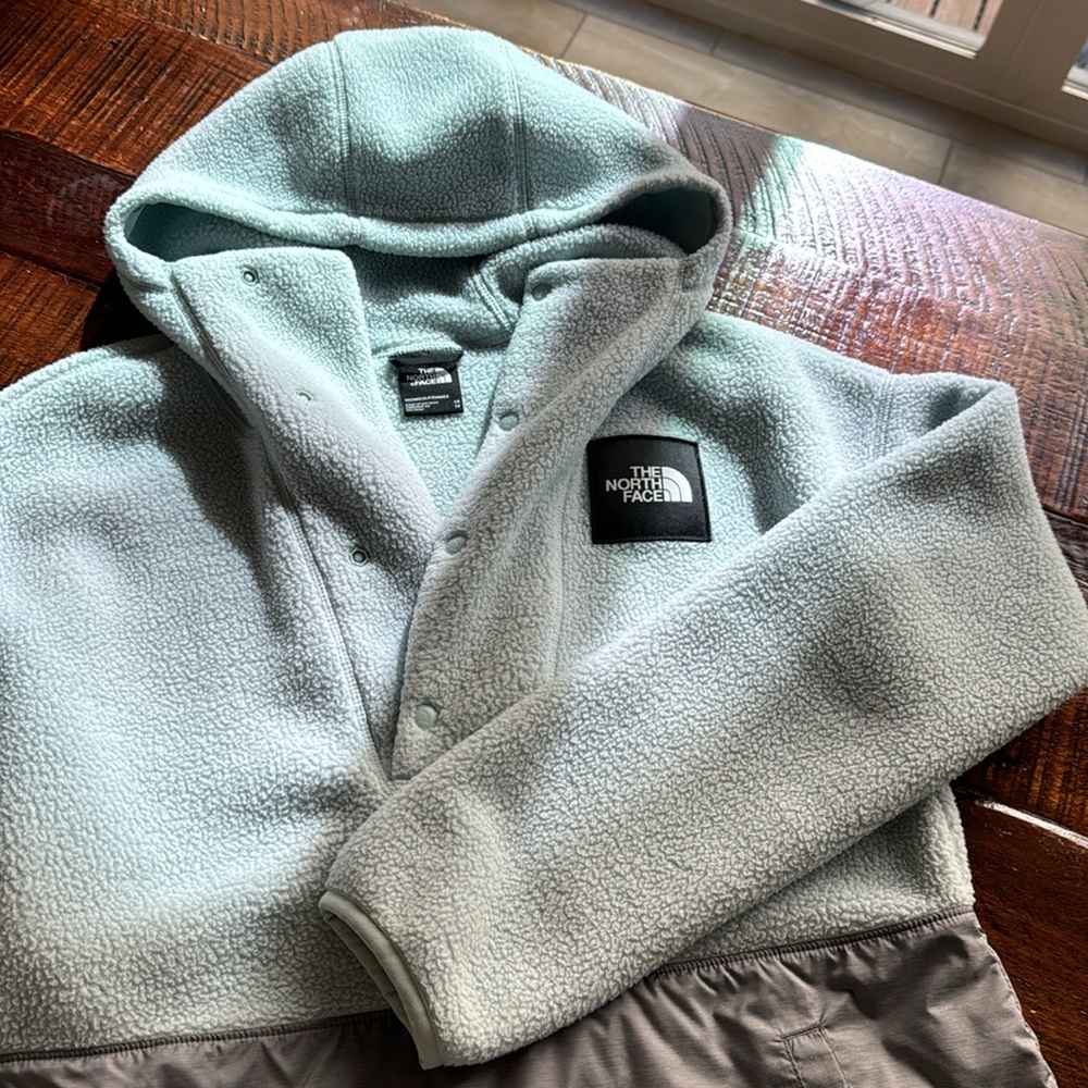The North face women’s Riit fleece pullover anorak in cloud blue